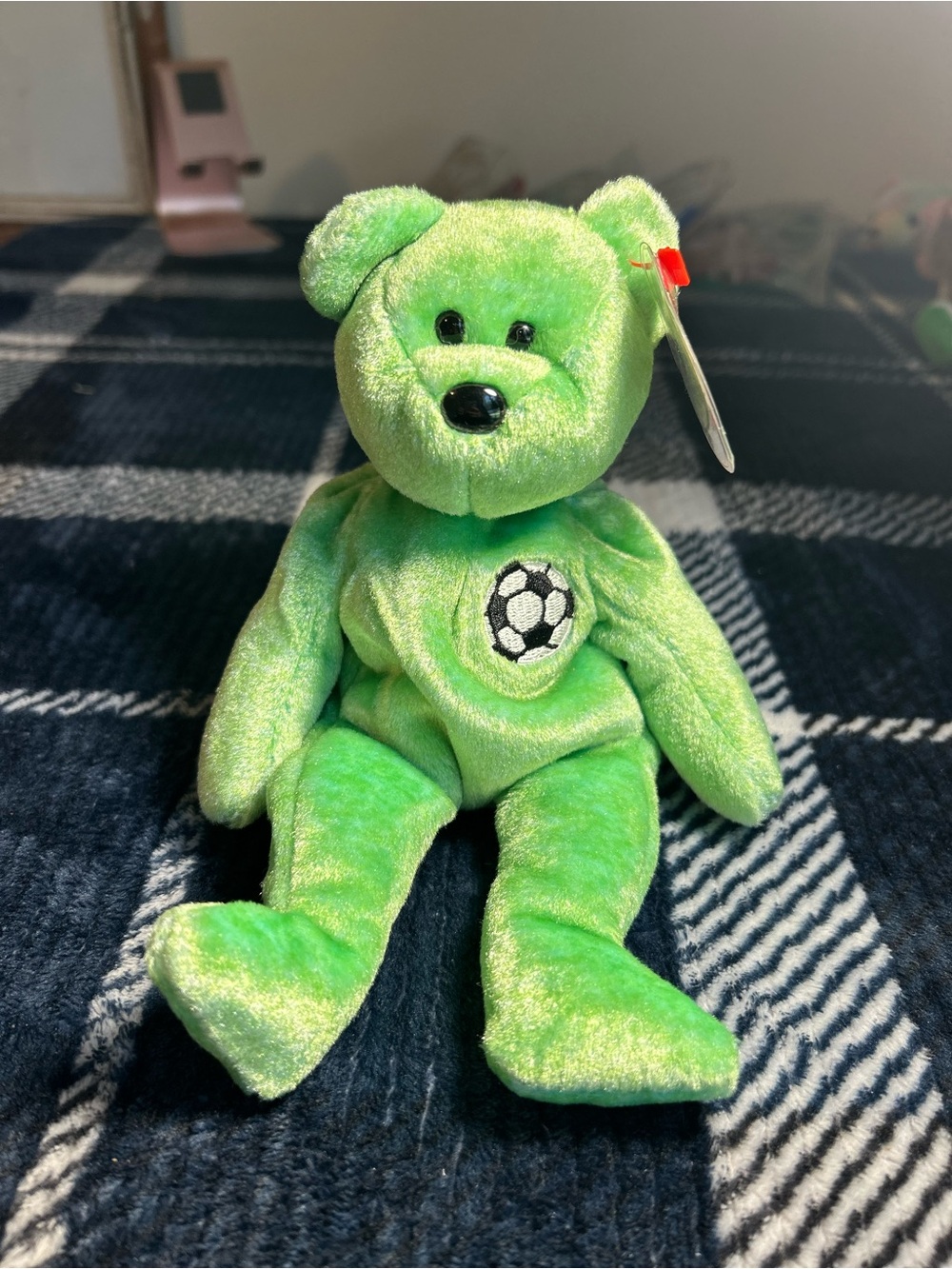Ty Beanie Baby Green Soccer Bear ‘Kicks’